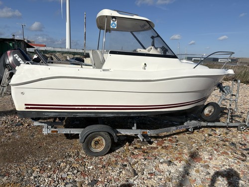 Spectrum 480 fishing boat - spectrum,