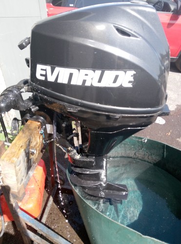 Outboard evinrude tohatsu - evinrude,