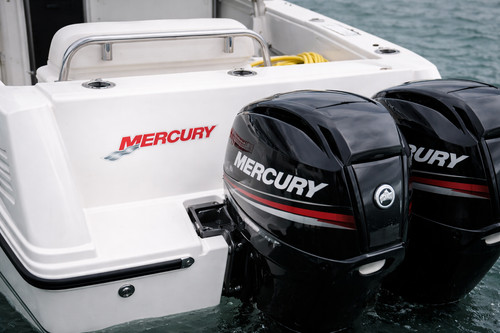 Pair mercury outboard - (2),
